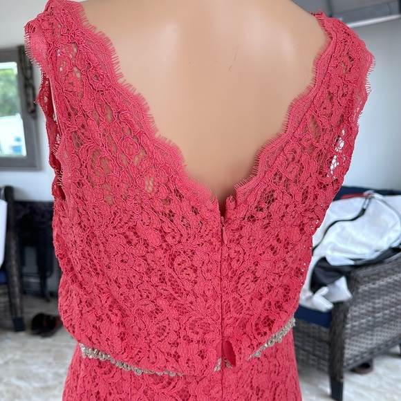 Watermelon pink lace a cut dress - Picture 4 of 5